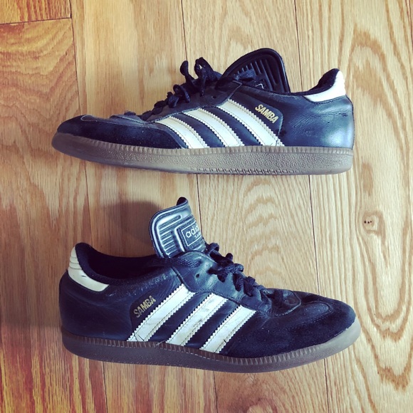 adidas samba soccer shoes